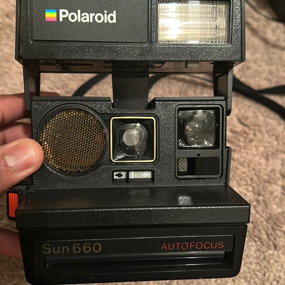 Original Polaroid sun 660